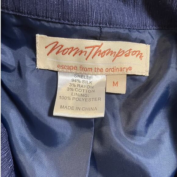 VTG. Norm Thompson Silk Blend Embroidered Jacket Size Med - Picture 3 of 7